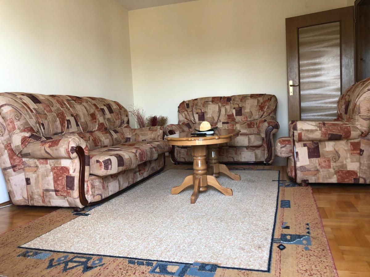 Apartman Djina Vrnjačka Banja Екстериор снимка