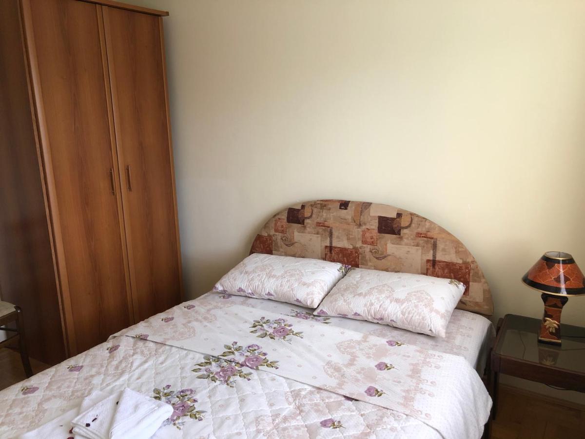 Apartman Djina Vrnjačka Banja Екстериор снимка